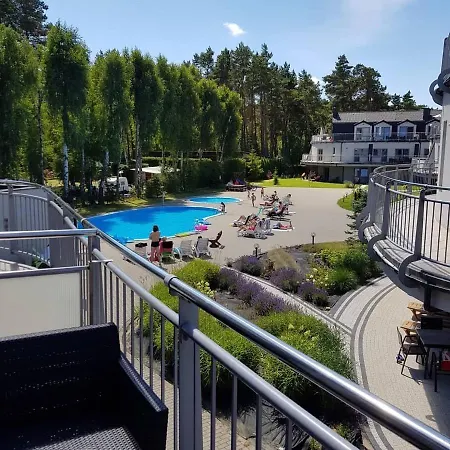 Happy 11 - Basen & Kort Tenisowy, Ochrona 24h - 3 Sypialnie, Dla Maksymalnie 8 Osob Daire Pobierowo