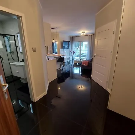 Happy 11 - Basen & Kort Tenisowy, Ochrona 24h - 3 Sypialnie, Dla Maksymalnie 8 Osob Apartment Pobierowo