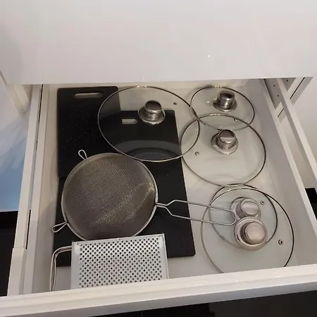 Happy 11 - Basen & Kort Tenisowy, Ochrona 24h - 3 Sypialnie, Dla Maksymalnie 8 Osob Pobierowo