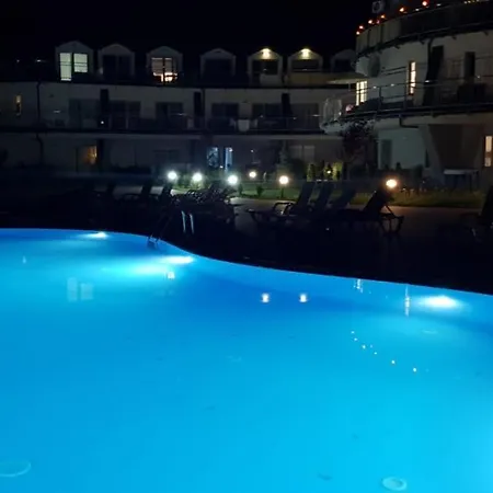 Happy 11 - Basen & Kort Tenisowy, Ochrona 24h - 3 Sypialnie, Dla Maksymalnie 8 Osob *