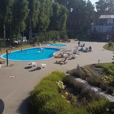 Happy 11 - Basen & Kort Tenisowy, Ochrona 24h - 3 Sypialnie, Dla Maksymalnie 8 Osob * Pobierowo