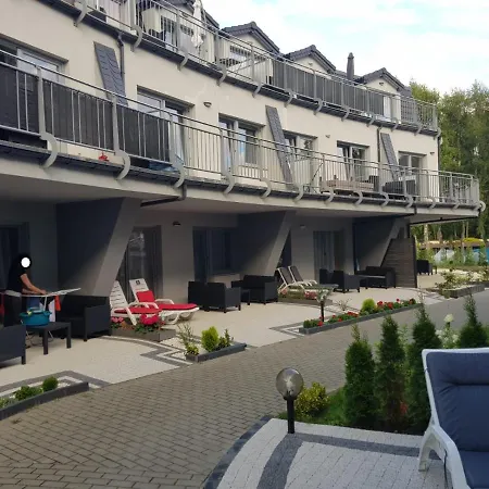 Happy 11 - Basen & Kort Tenisowy, Ochrona 24h - 3 Sypialnie, Dla Maksymalnie 8 Osob * Pobierowo